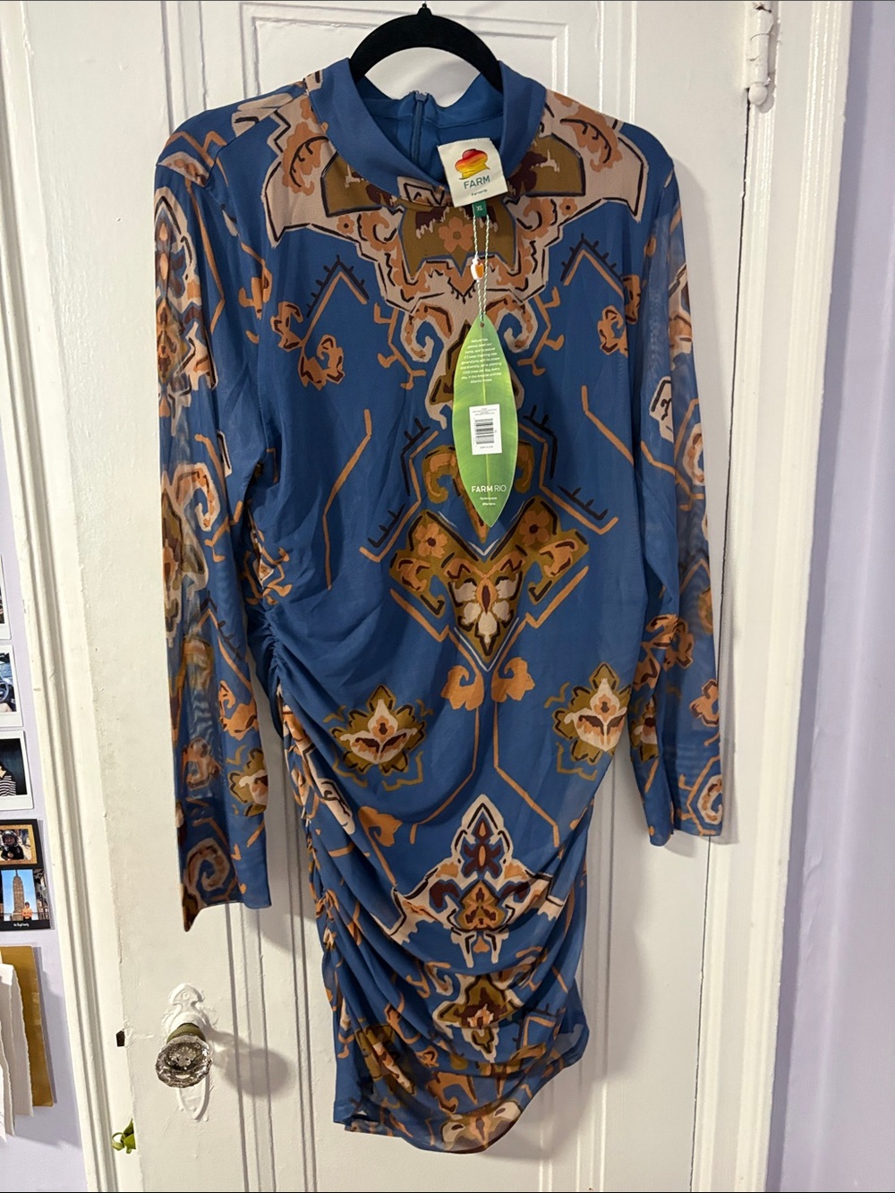 FARM Rio Blue and Tan Printed Ruched Long Sleeve Dress

NEW WITH TAGS
